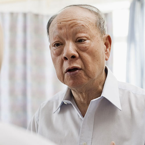 Patient explaining himself with hand gesture