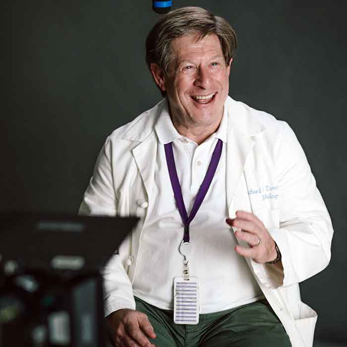 ريتشارد توبين، رئيس قسم التصوير الشعاعي في مستشفى فينكس